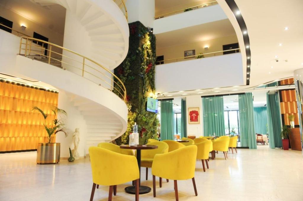 Hotel Leonardo Škalngur Exteriör bild